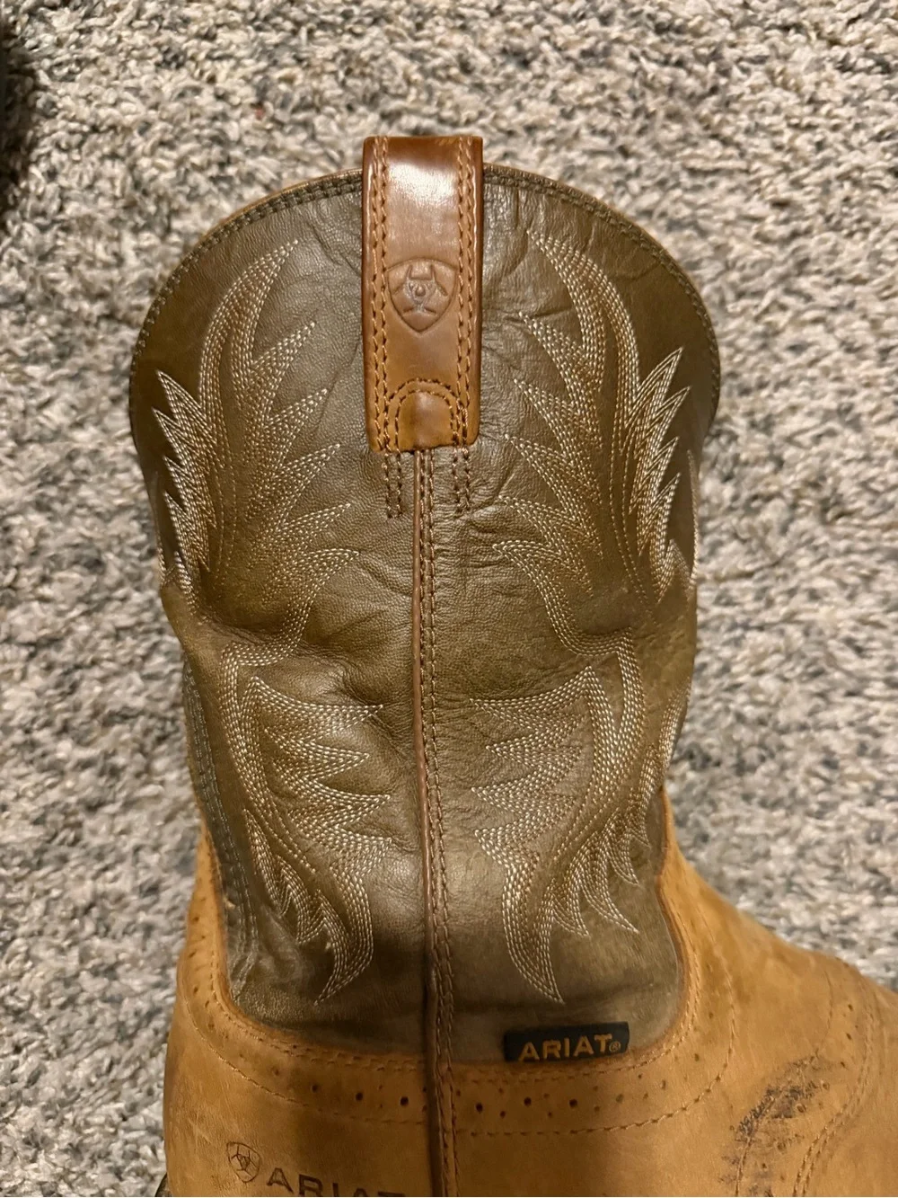 Used Ariat work boots size 12